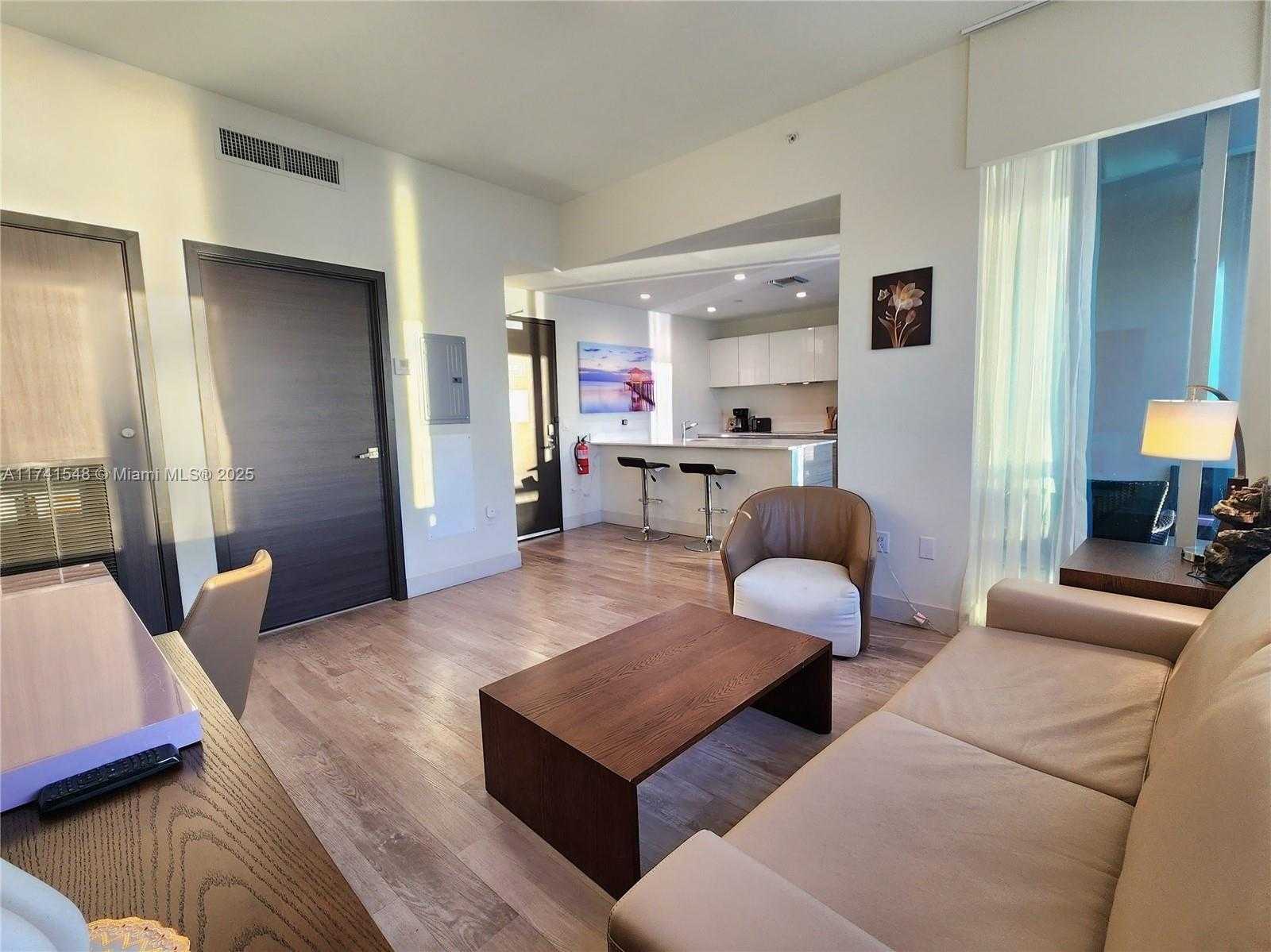 Small Image of 777 NORTH OCEAN DR #S401, Hollywood Number 12