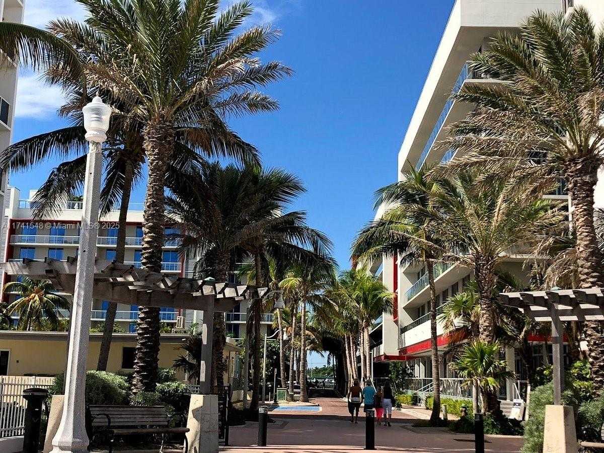 Small Image of 777 NORTH OCEAN DR #S401, Hollywood Number 58