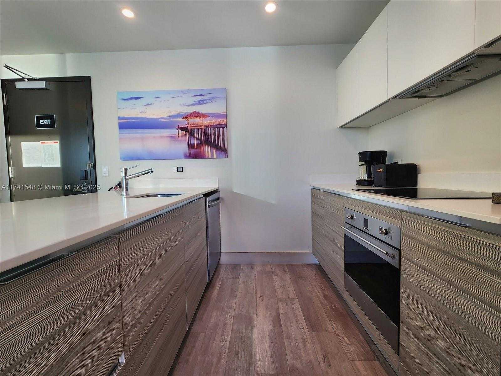 Small Image of 777 NORTH OCEAN DR #S401, Hollywood Number 8