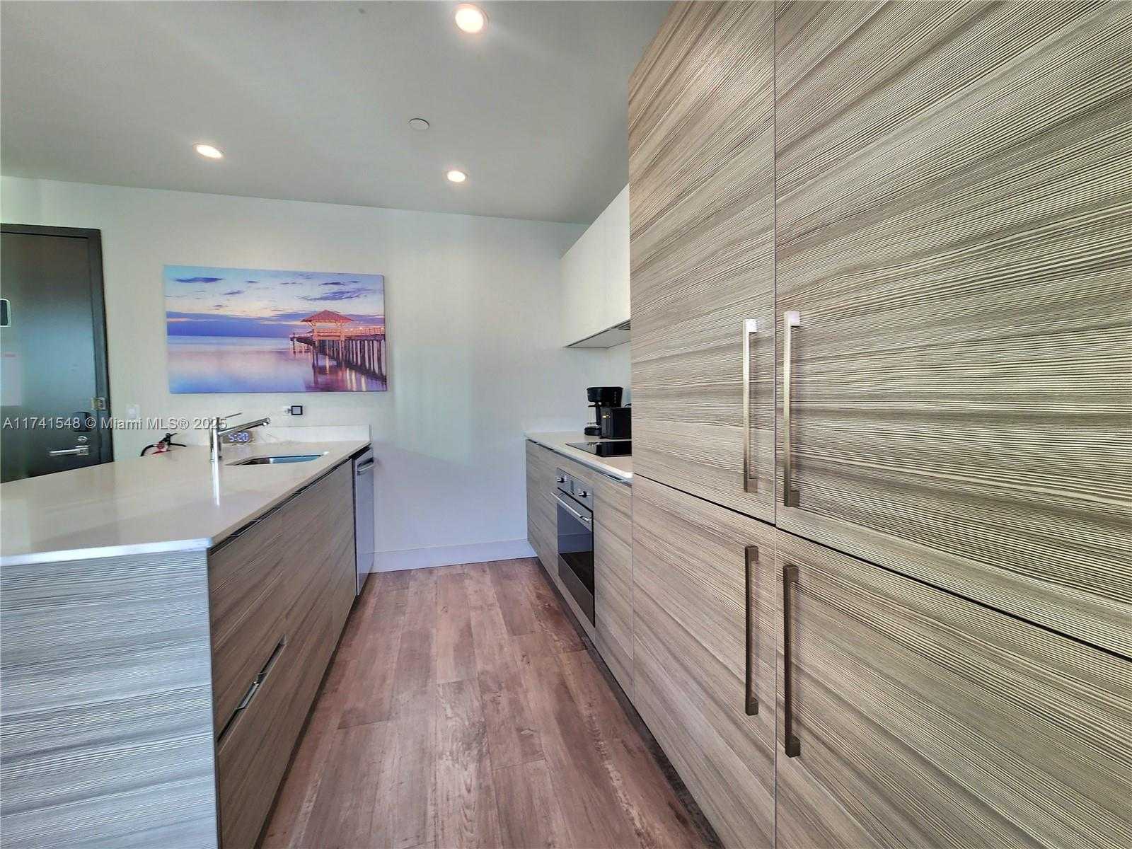 Small Image of 777 NORTH OCEAN DR #S401, Hollywood Number 9