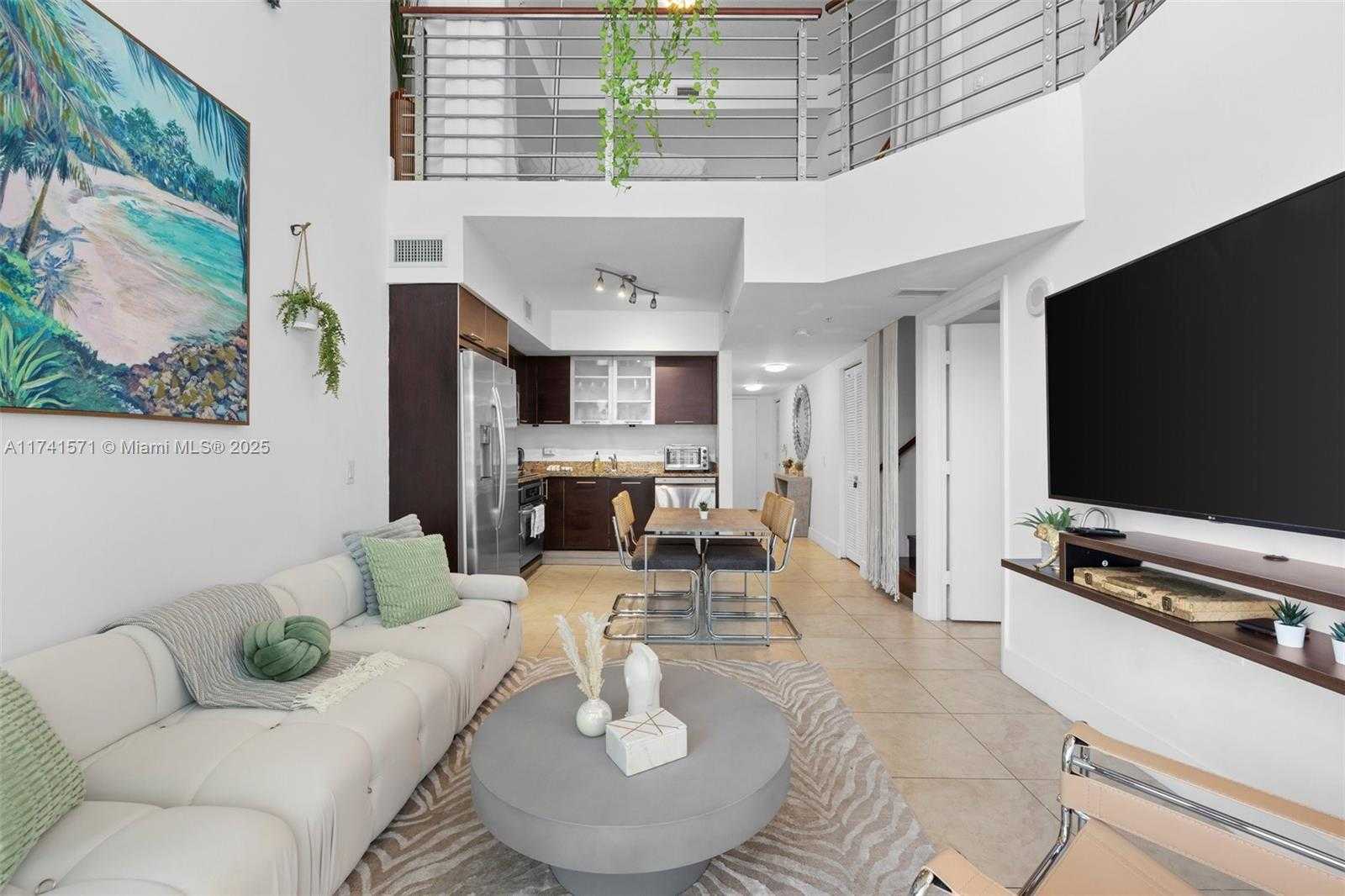 Small Image of 41 SOUTH EAST 5TH ST #510, Miami Number 2