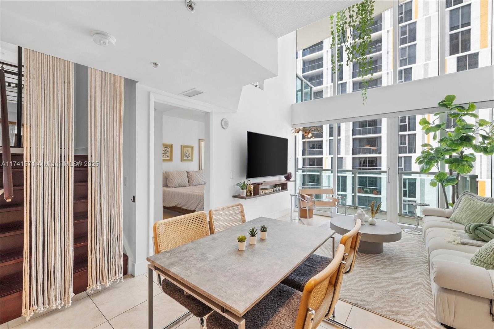 Small Image of 41 SOUTH EAST 5TH ST #510, Miami Number 7