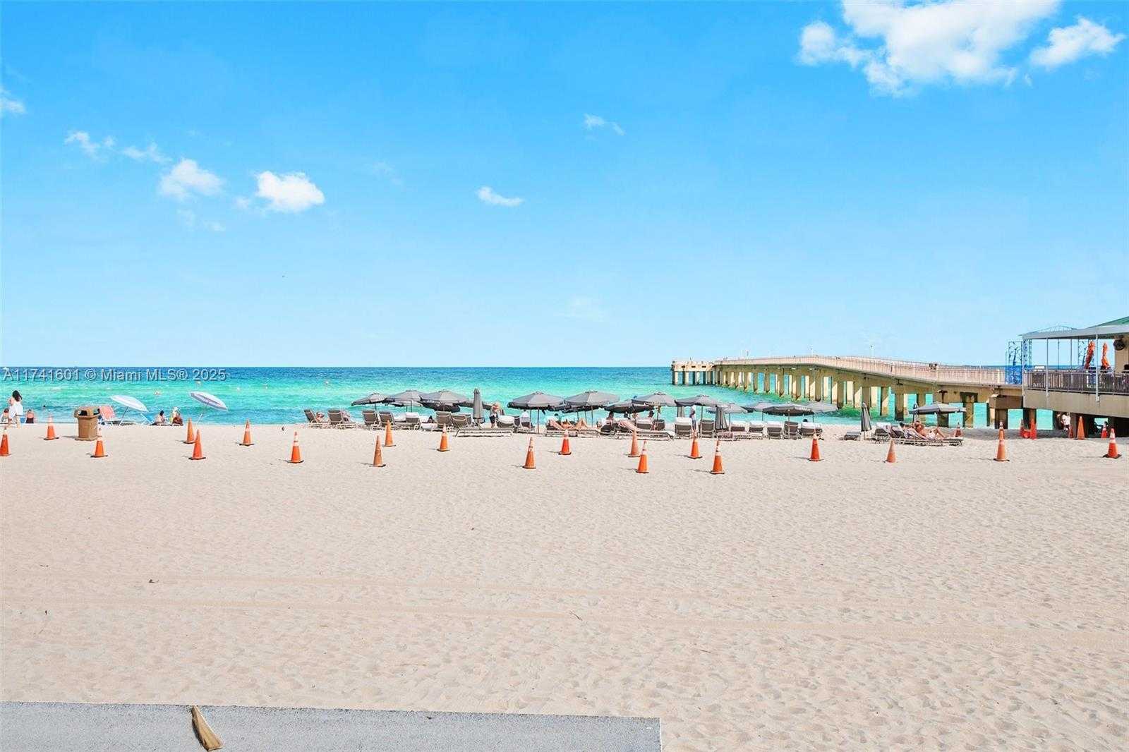 Small Image of 16699 COLLINS AVE #2806, Sunny Isles Beach Number 35