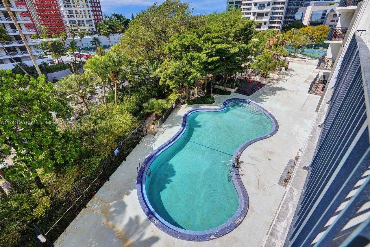 Small Image of 1450 BRICKELL BAY DR #503, Miami Number 28