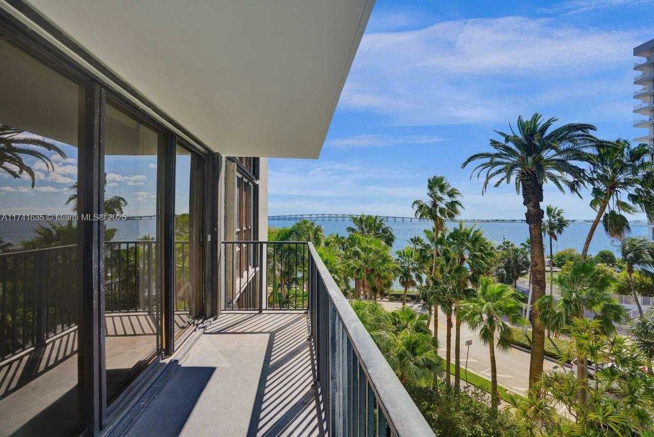 Small Image of 1450 BRICKELL BAY DR #503, Miami Number 31