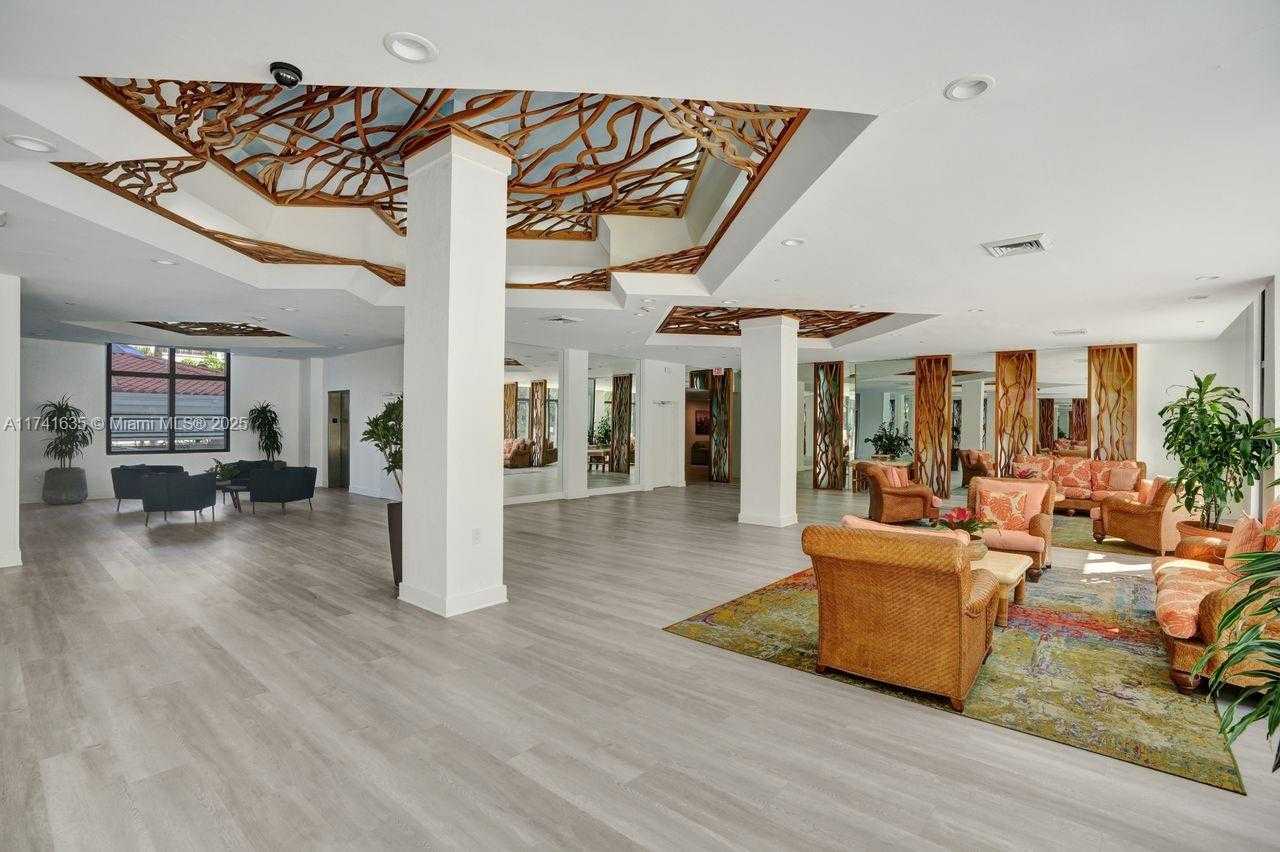 Small Image of 1450 BRICKELL BAY DR #503, Miami Number 34
