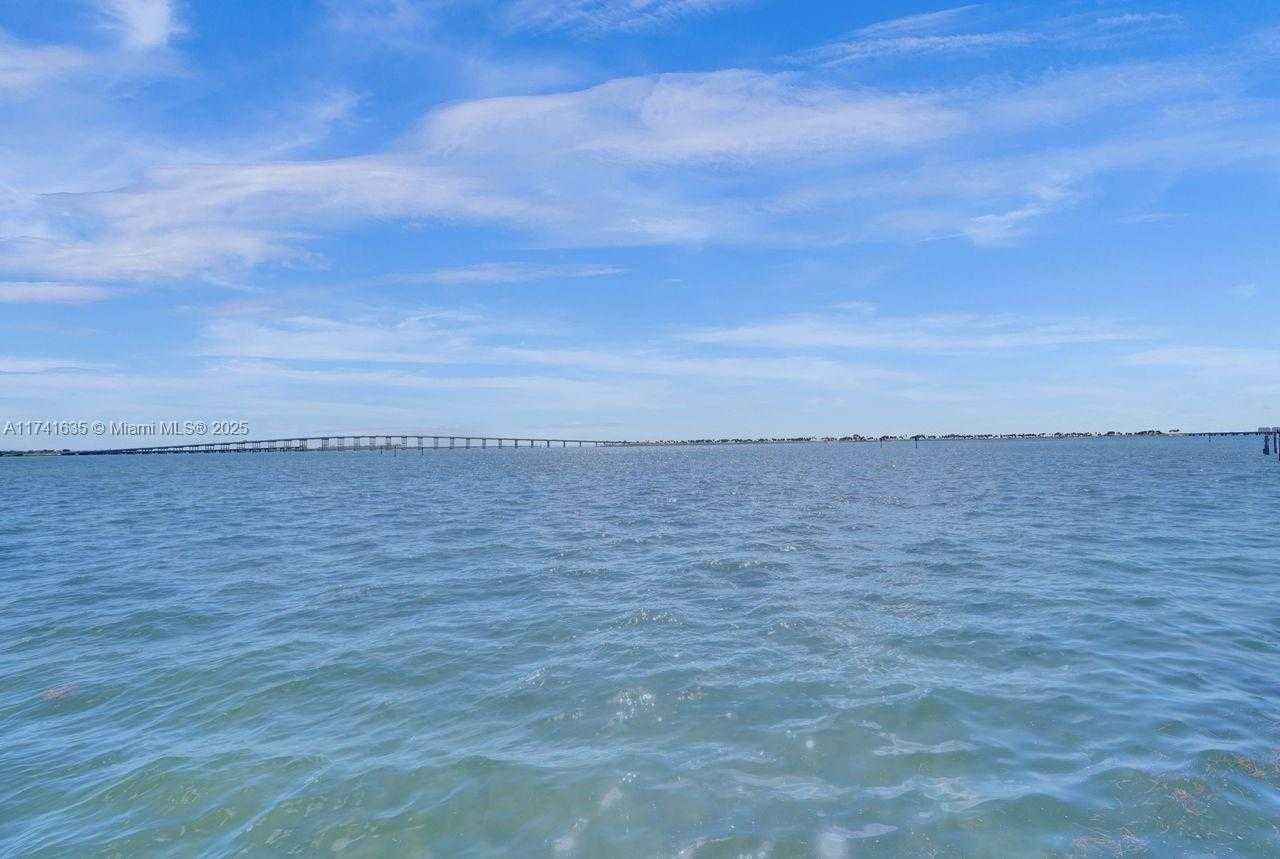 Small Image of 1450 BRICKELL BAY DR #503, Miami Number 43