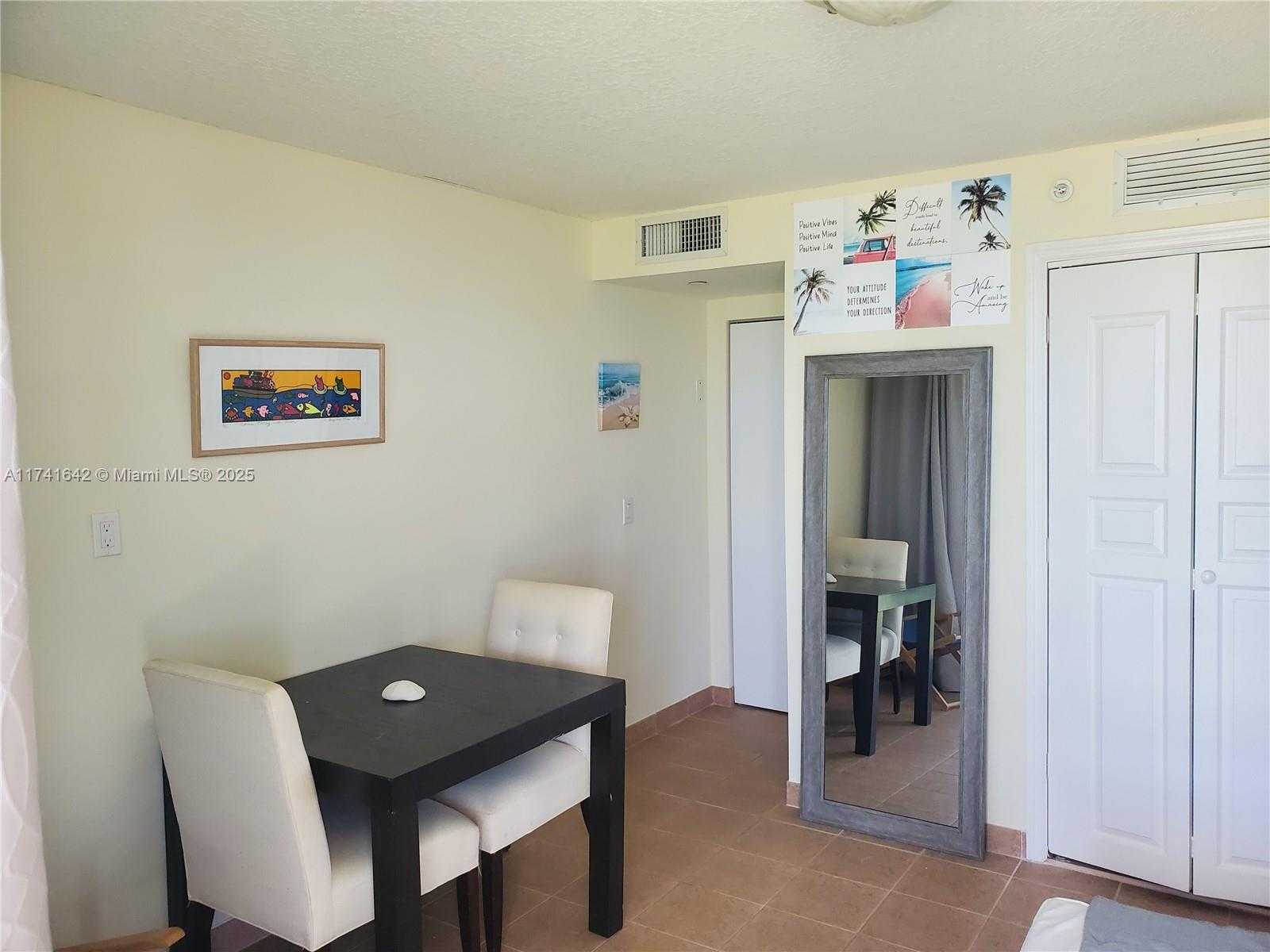 Small Image of 17555 COLLINS AVE #BC2, Sunny Isles Beach Number 3