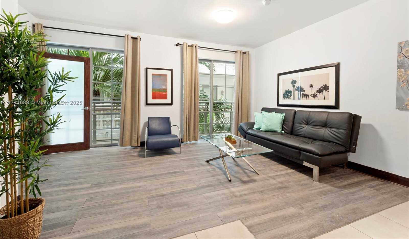 Small Image of 1036 OCEAN DR #B204, Miami Beach Number 4