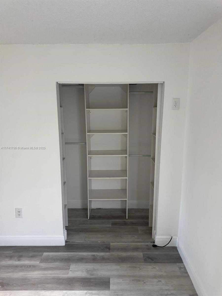 Small Image of 10800 NORTH WEST 7TH ST #3B, Miami Number 11