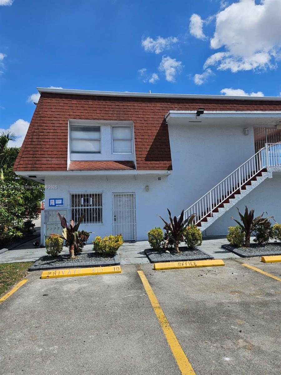 Small Image of 10800 NORTH WEST 7TH ST #3B, Miami Number 39