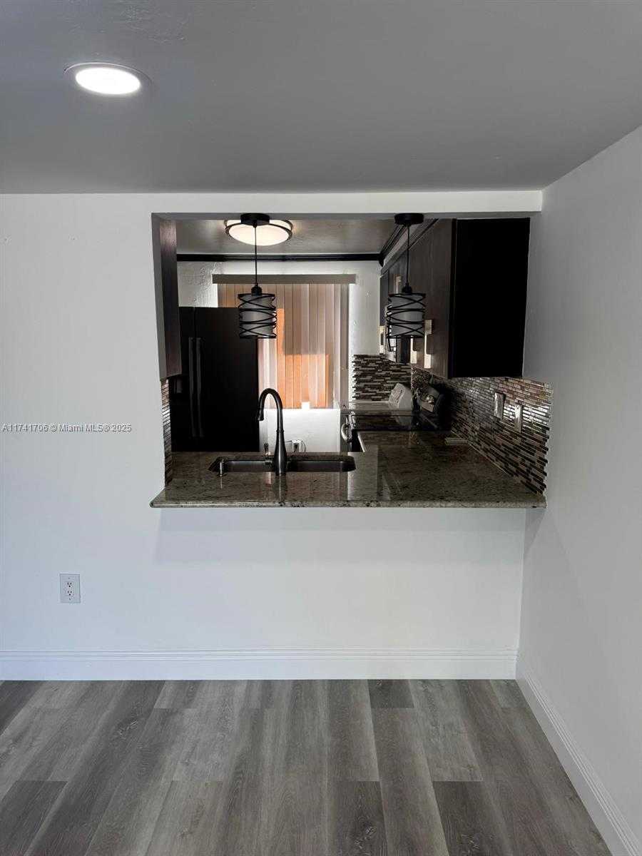 Small Image of 10800 NORTH WEST 7TH ST #3B, Miami Number 6