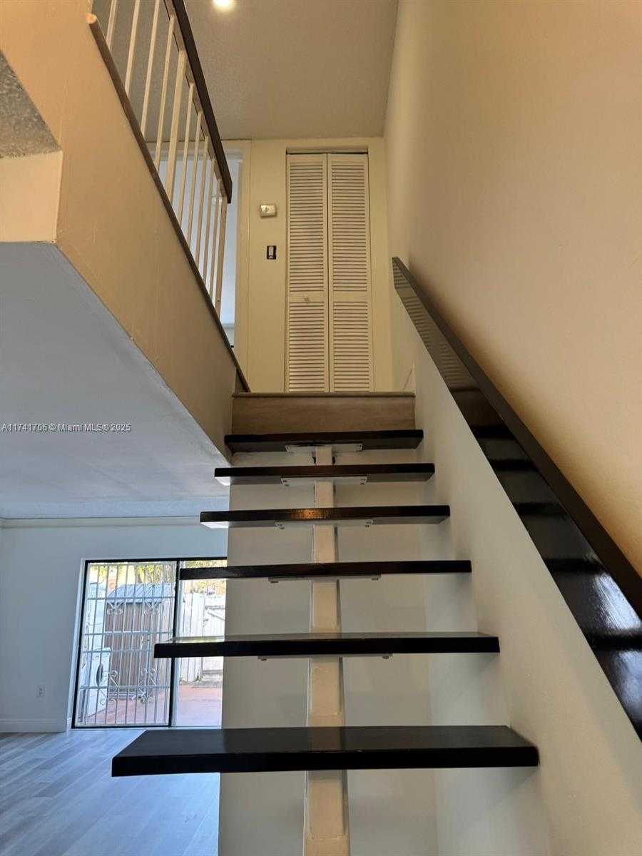 Small Image of 10800 NORTH WEST 7TH ST #3B, Miami Number 8