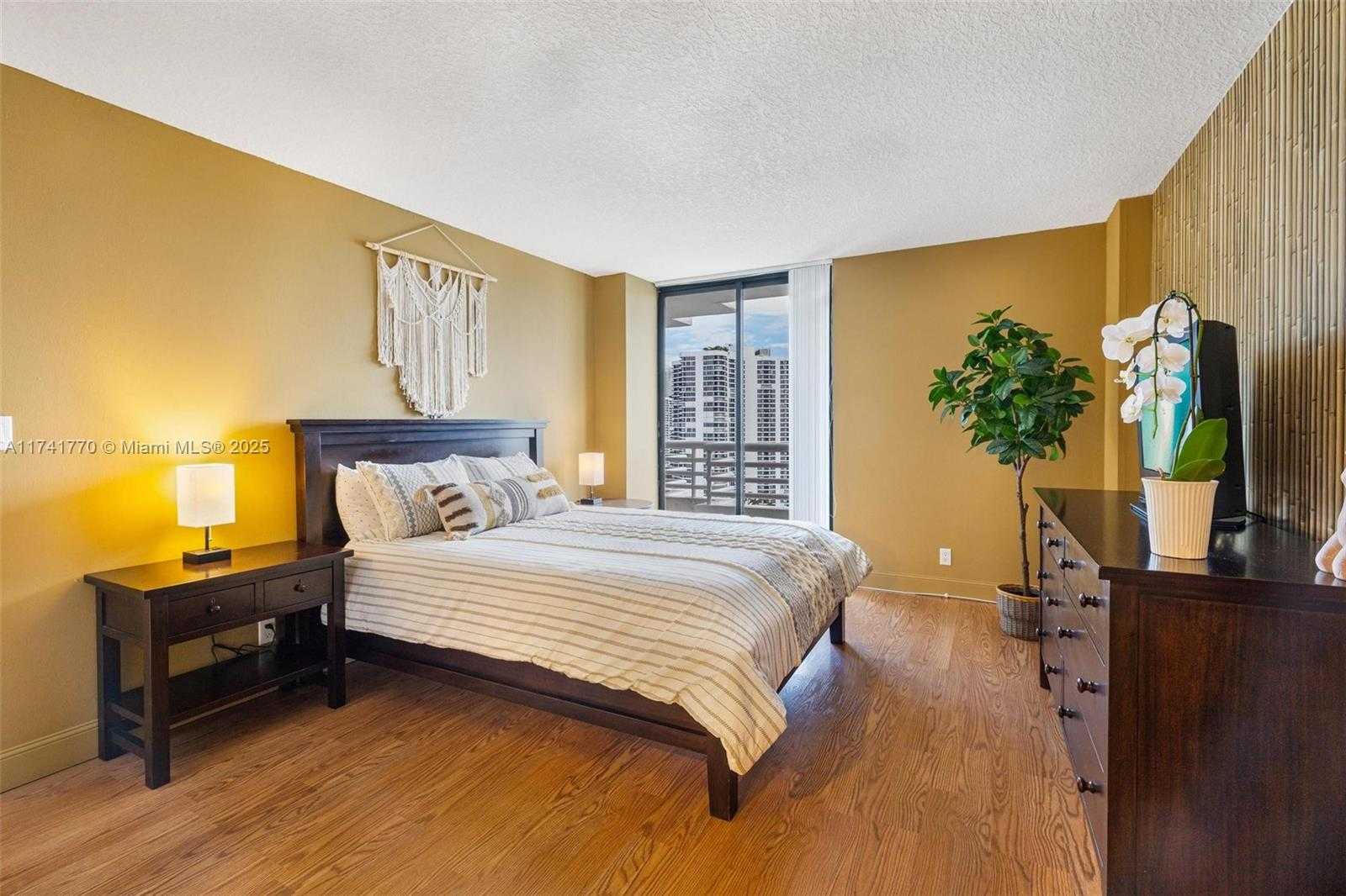 Small Image of 3300 NORTH EAST 192ND ST #PH16, Aventura Number 20