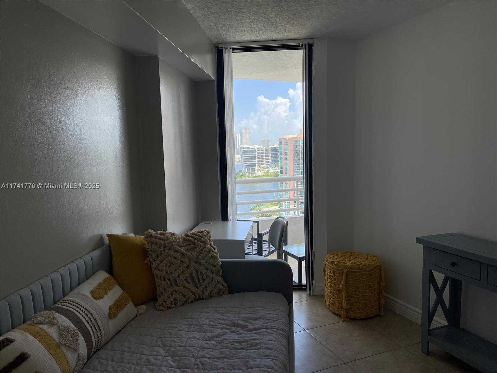 Small Image of 3300 NORTH EAST 192ND ST #PH16, Aventura Number 5