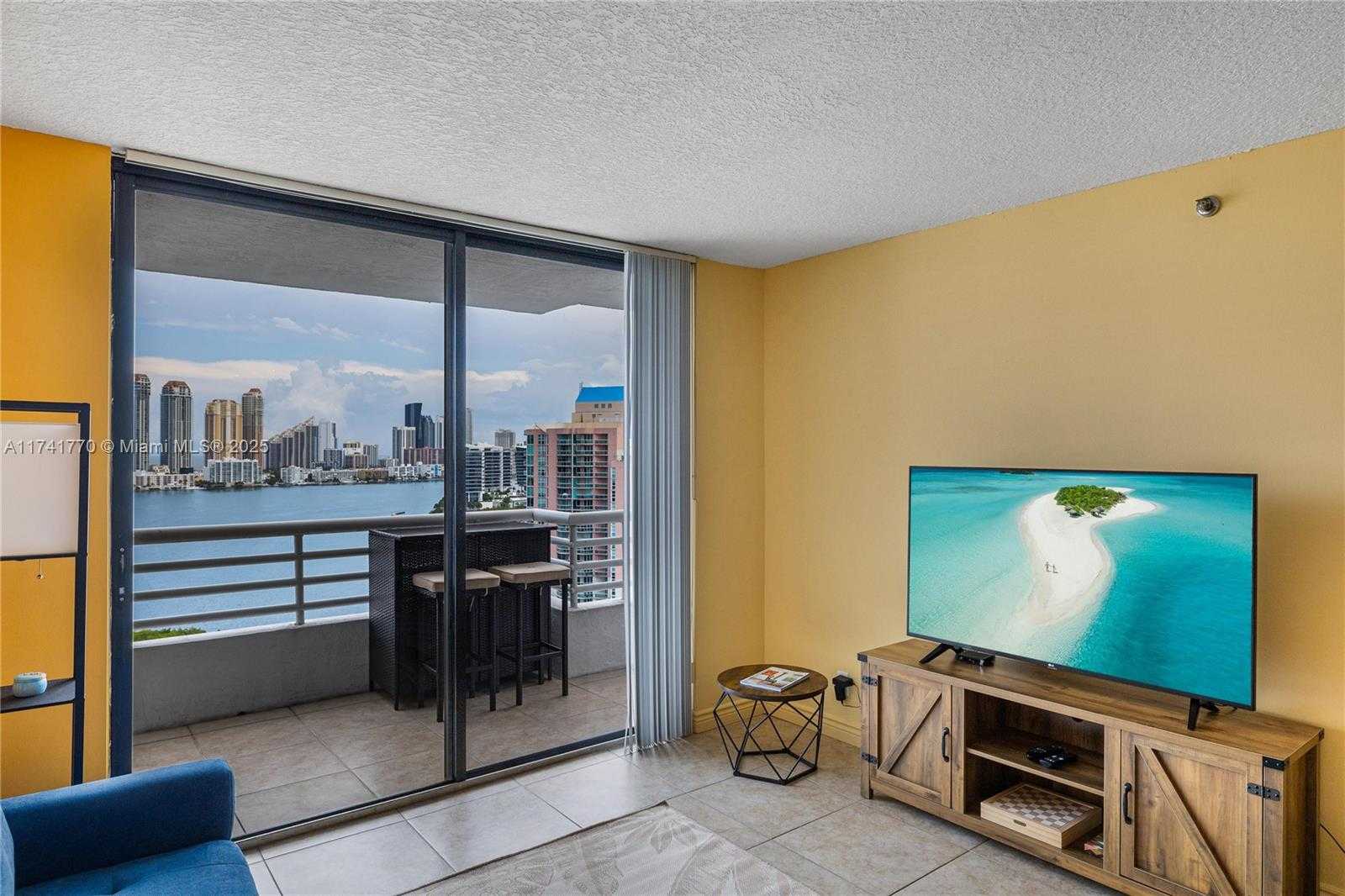 Small Image of 3300 NORTH EAST 192ND ST #PH16, Aventura Number 6