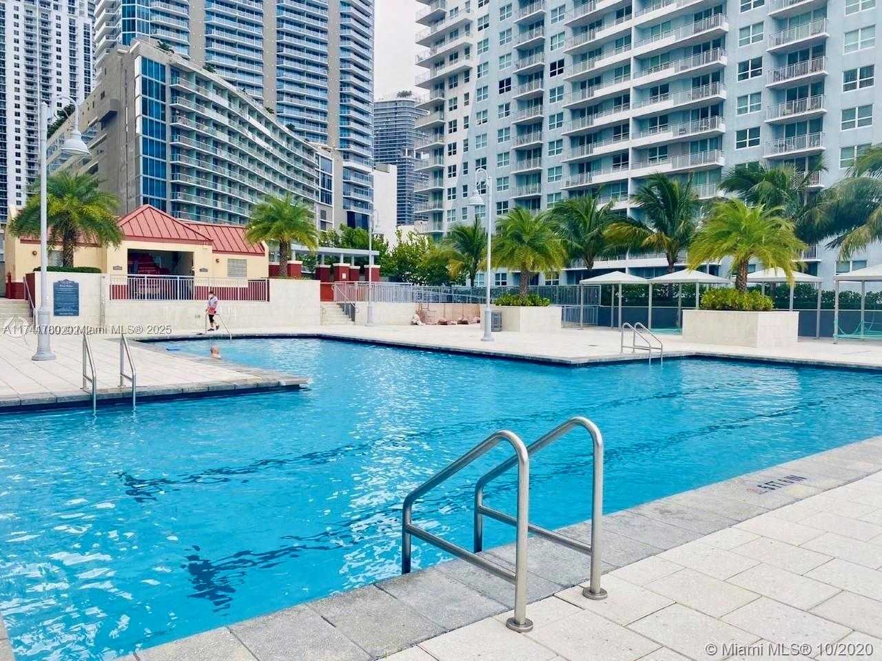 Small Image of 1155 BRICKELL BAY DR #605, Miami Number 17