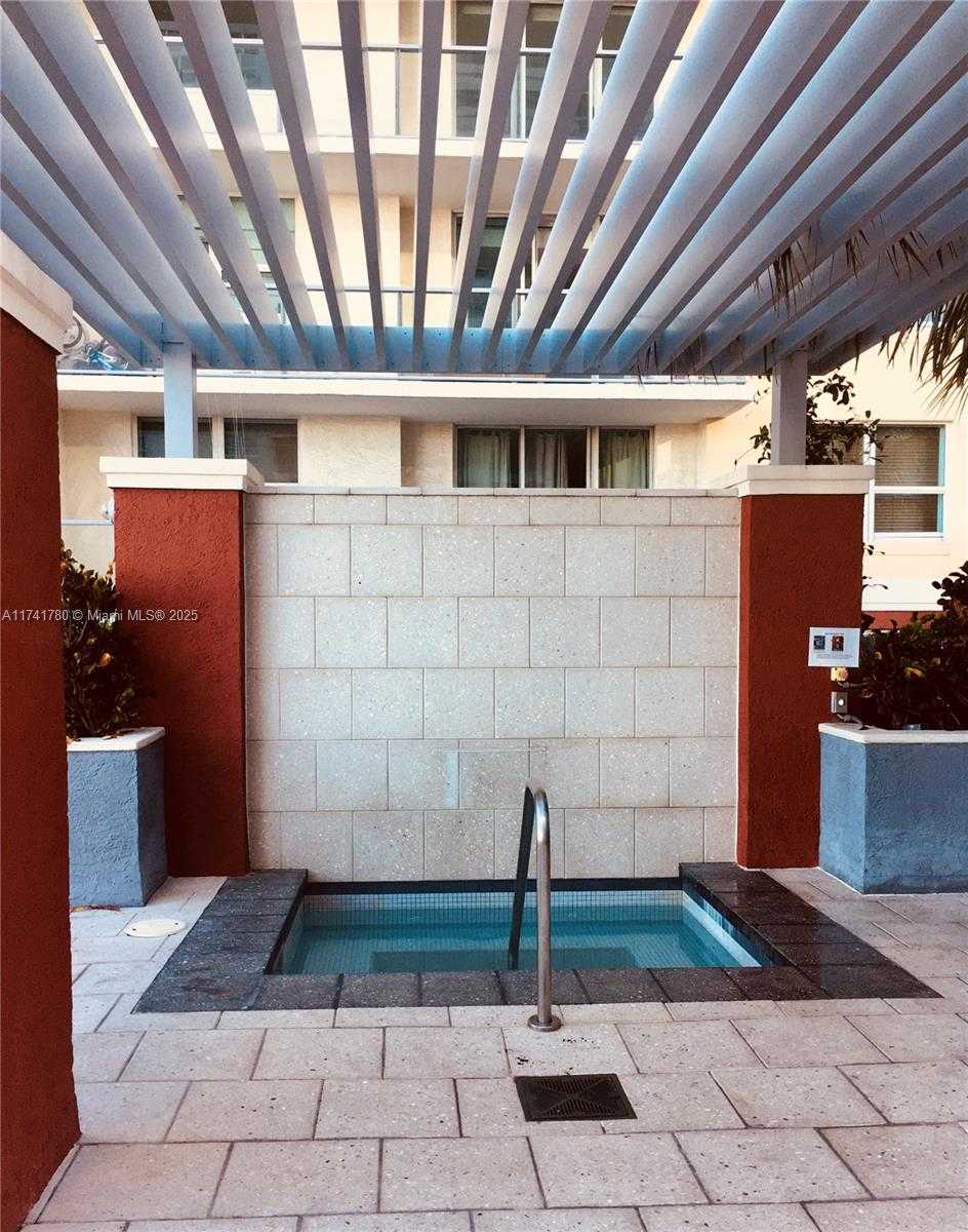 Small Image of 1155 BRICKELL BAY DR #605, Miami Number 19