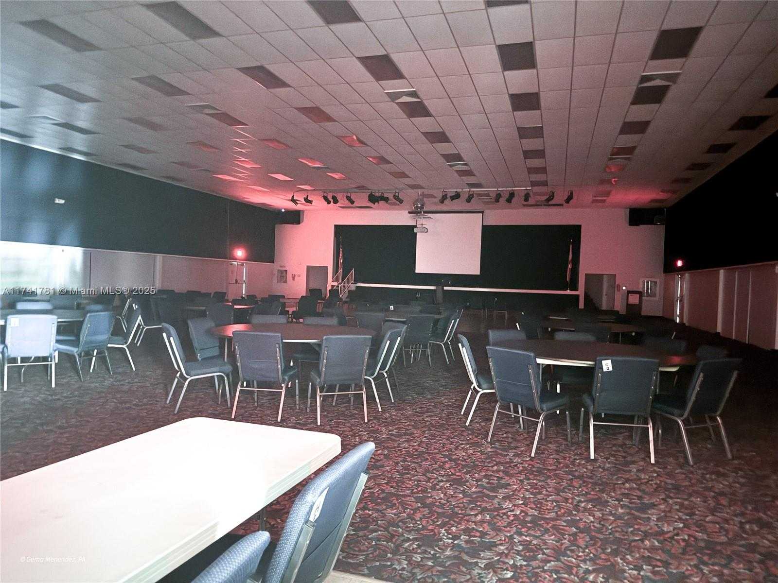 Small Image of 3210 HOLIDAY SPRINGS BLVD #2-204, Margate Number 19