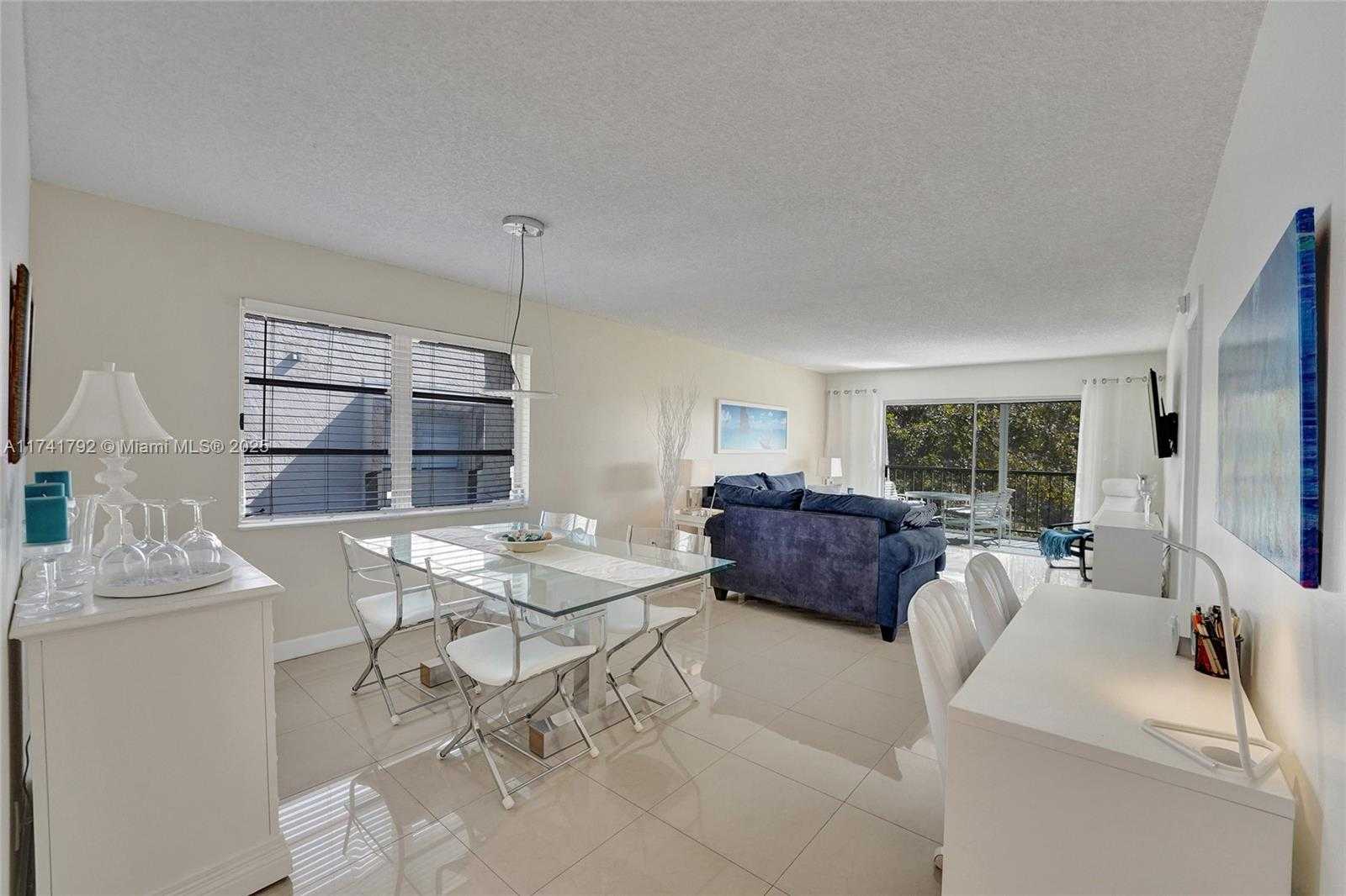 Small Image of 6080 NW 44th St, Lauderhill, FL 33319, USA Number 15
