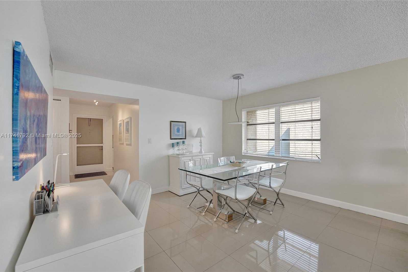 Small Image of 6080 NW 44th St, Lauderhill, FL 33319, USA Number 18