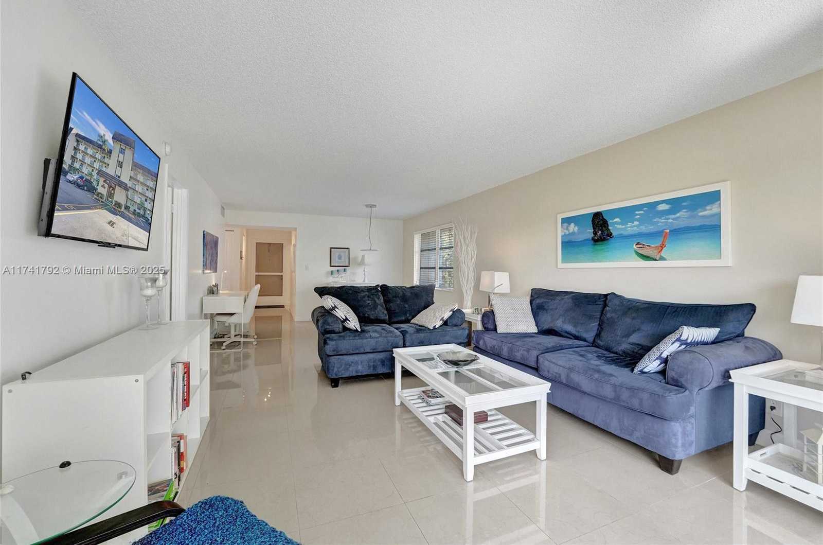 Small Image of 6080 NW 44th St, Lauderhill, FL 33319, USA Number 32
