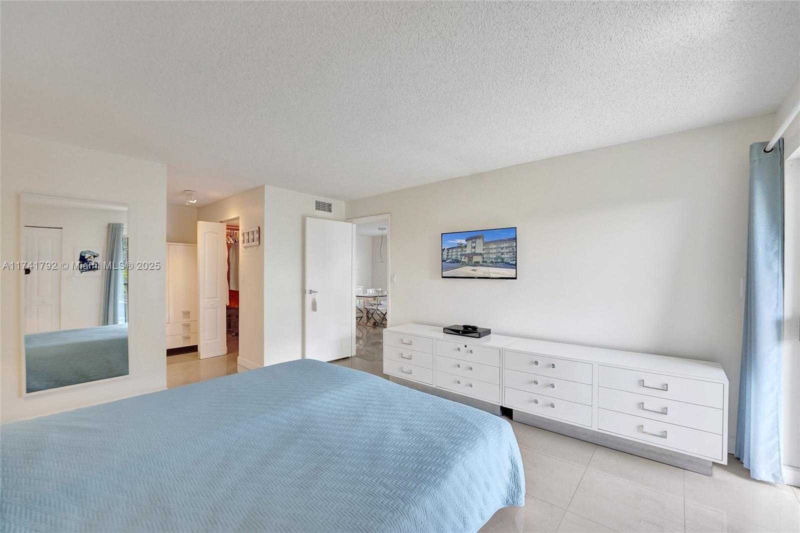 Small Image of 6080 NW 44th St, Lauderhill, FL 33319, USA Number 43