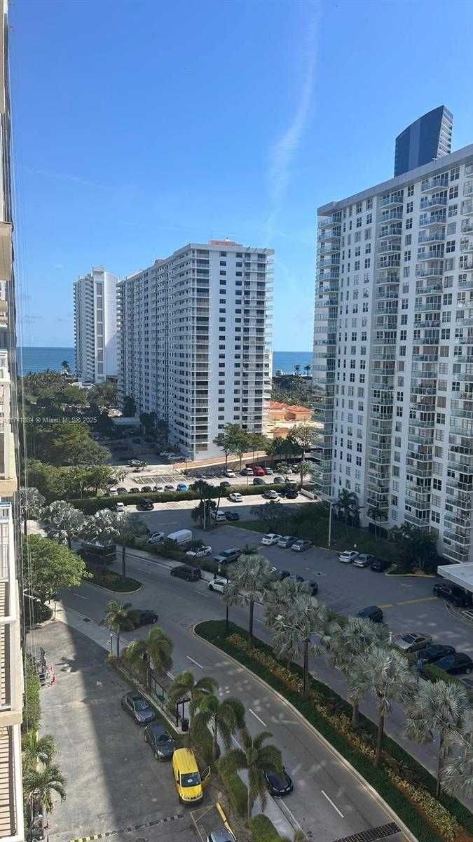 Small Image of 231 174TH ST #1407, Sunny Isles Beach Number 27