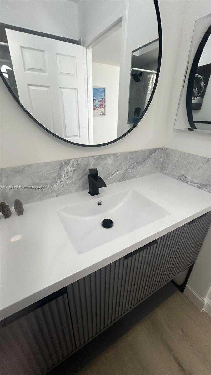 Small Image of 231 174TH ST #1407, Sunny Isles Beach Number 34
