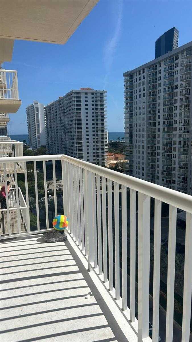 Small Image of 231 174TH ST #1407, Sunny Isles Beach Number 38