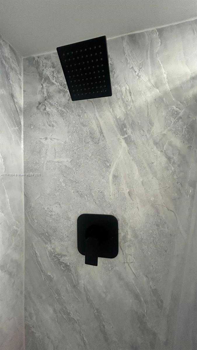 Small Image of 231 174TH ST #1407, Sunny Isles Beach Number 41