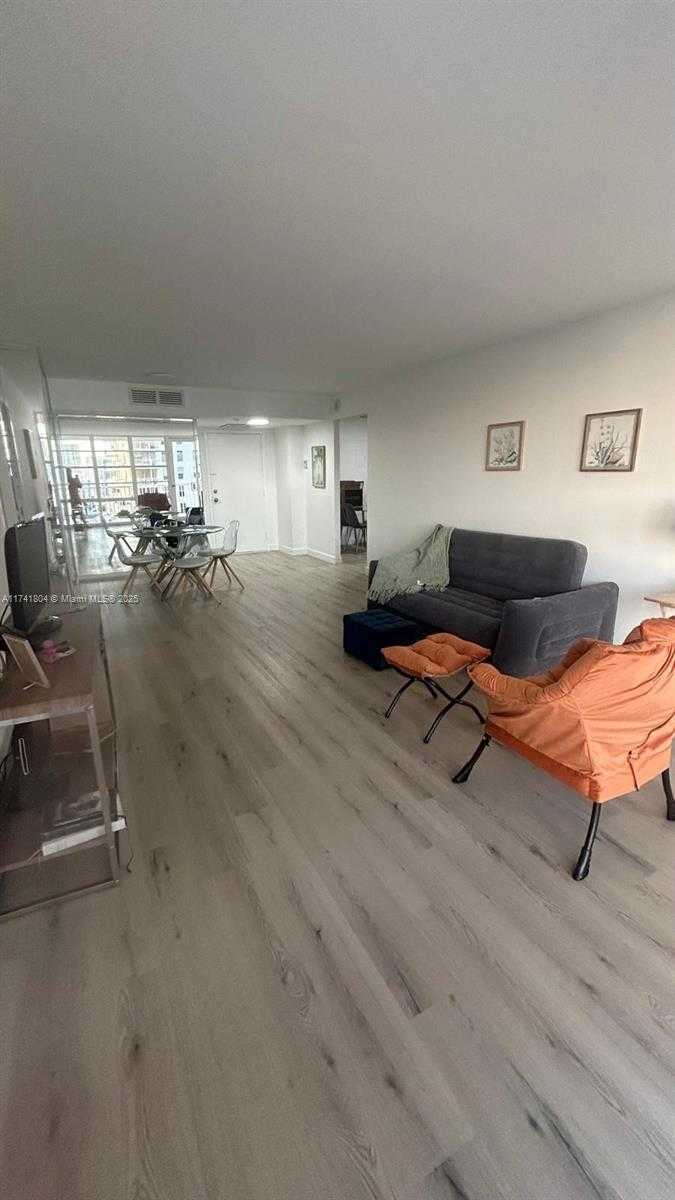 Small Image of 231 174TH ST #1407, Sunny Isles Beach Number 6