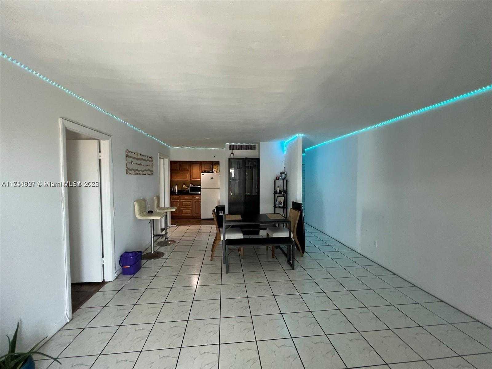 Small Image of 899 WEST AVE #9K, Miami Beach Number 17