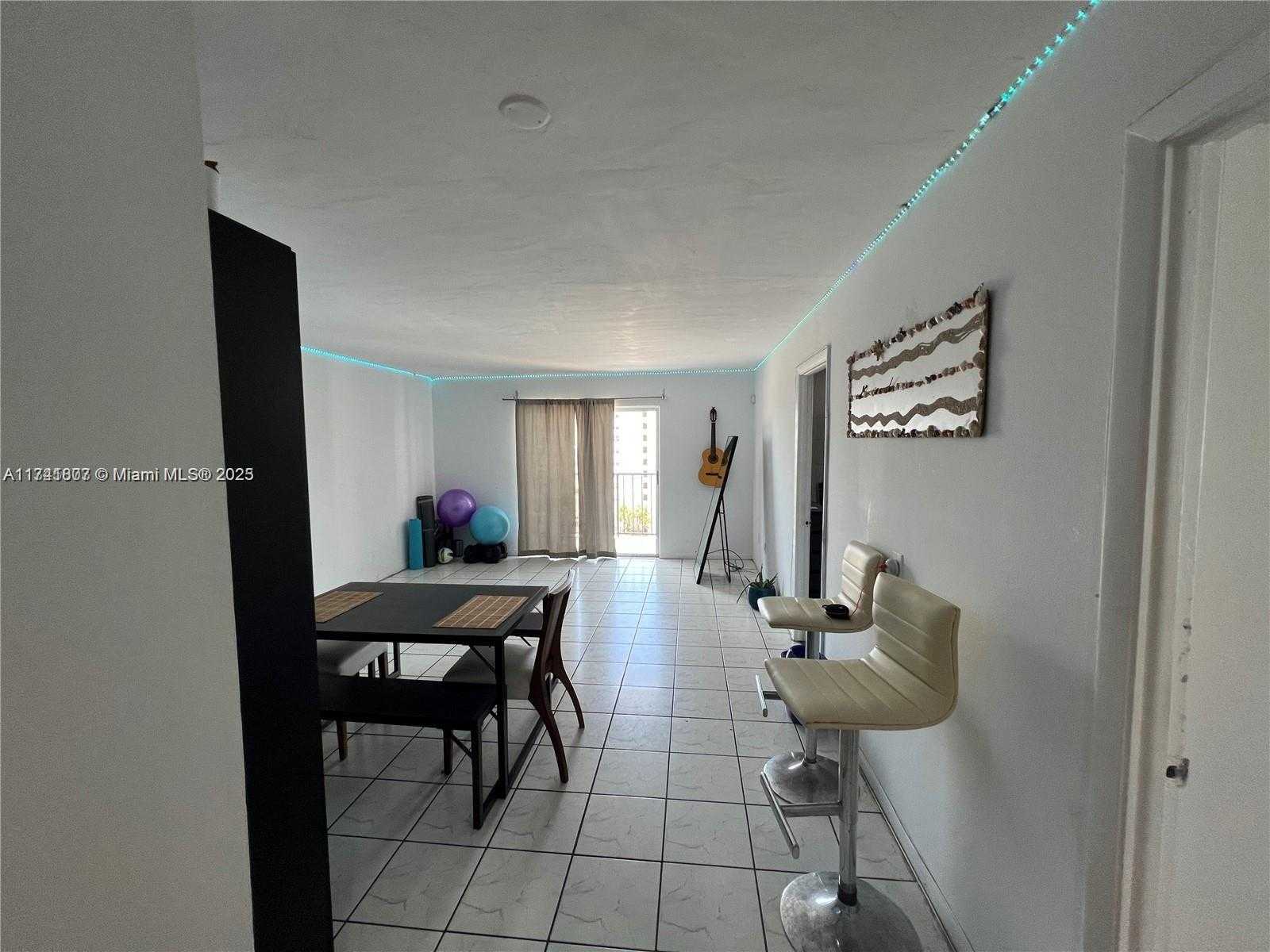 Small Image of 899 WEST AVE #9K, Miami Beach Number 18