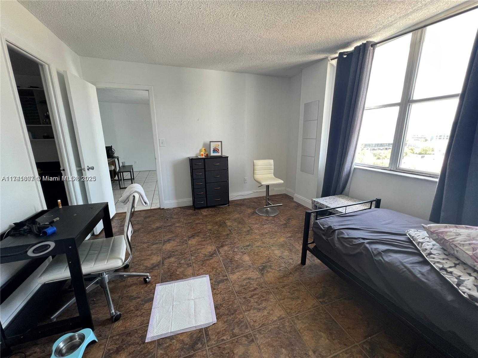 Small Image of 899 WEST AVE #9K, Miami Beach Number 20
