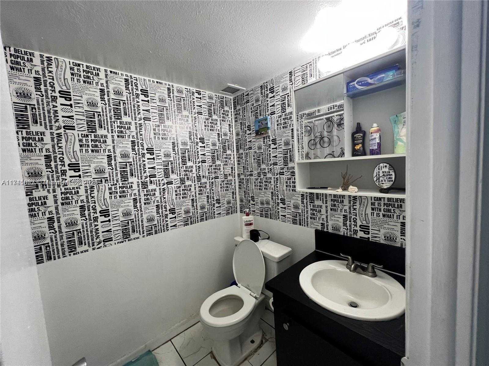 Small Image of 899 WEST AVE #9K, Miami Beach Number 22