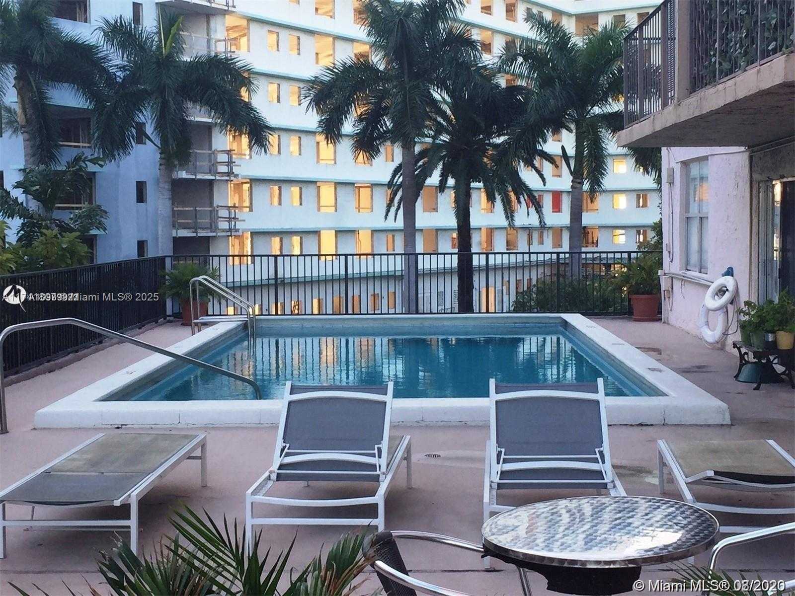 Small Image of 899 WEST AVE #9K, Miami Beach Number 23