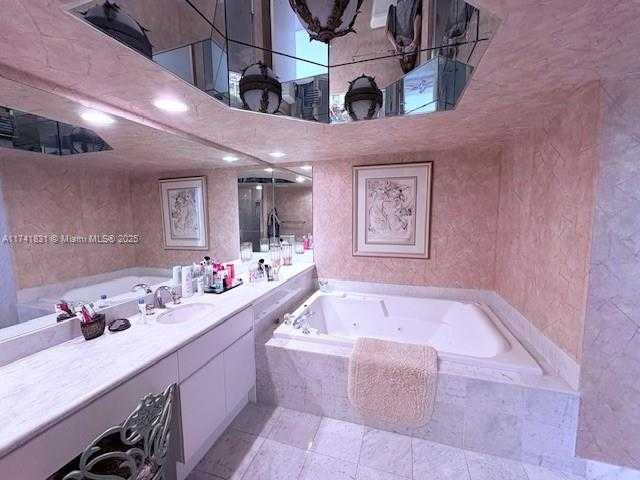 Small Image of 16445 COLLINS AVE #2321, Sunny Isles Beach Number 11
