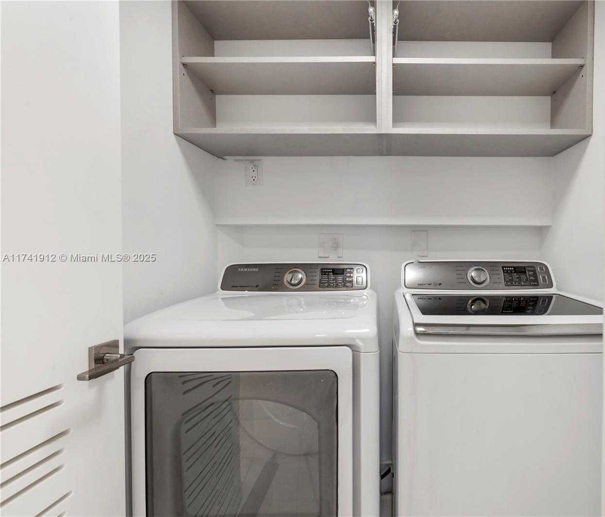 Small Image of 5757 Collins Ave, Miami Beach, FL 33140, USA Number 21