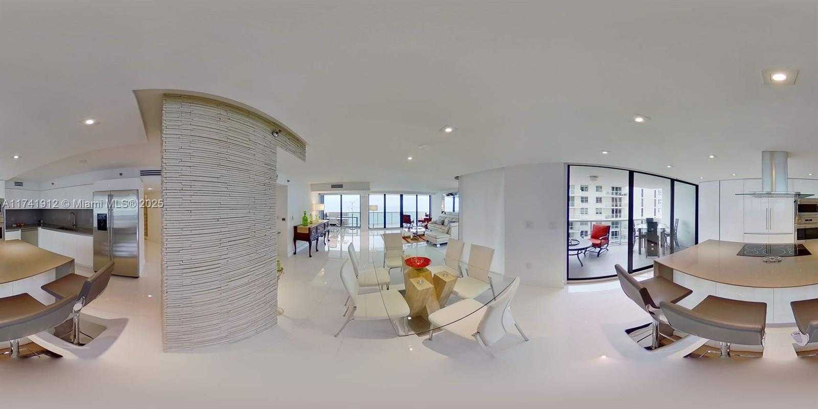 Small Image of 5757 Collins Ave, Miami Beach, FL 33140, USA Number 23