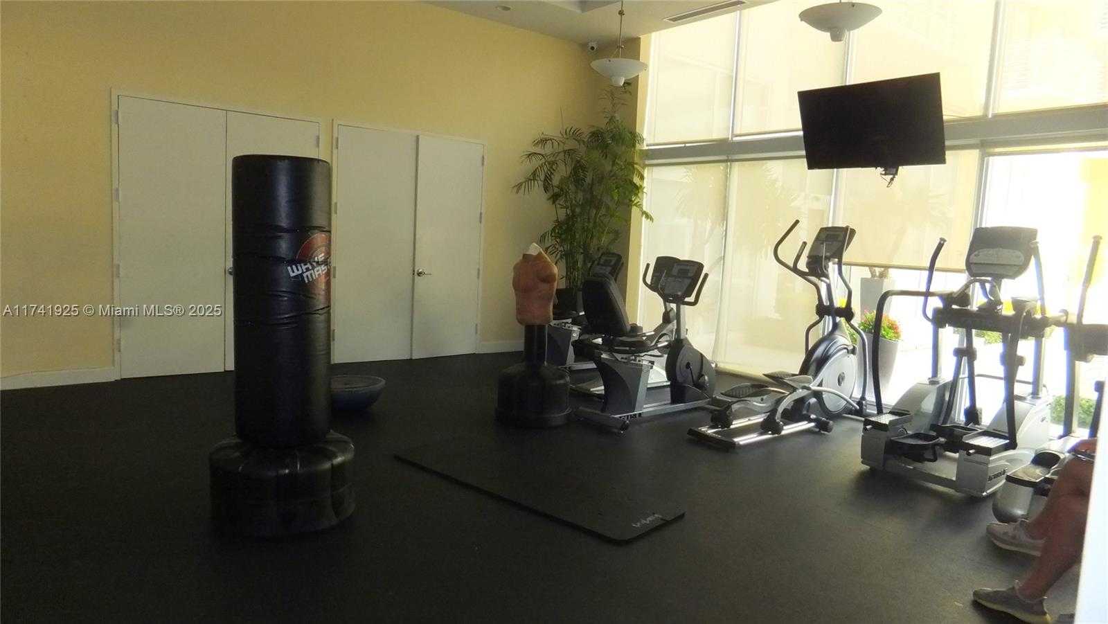 Small Image of 2775 NORTH EAST 187TH ST #329, Aventura Number 20