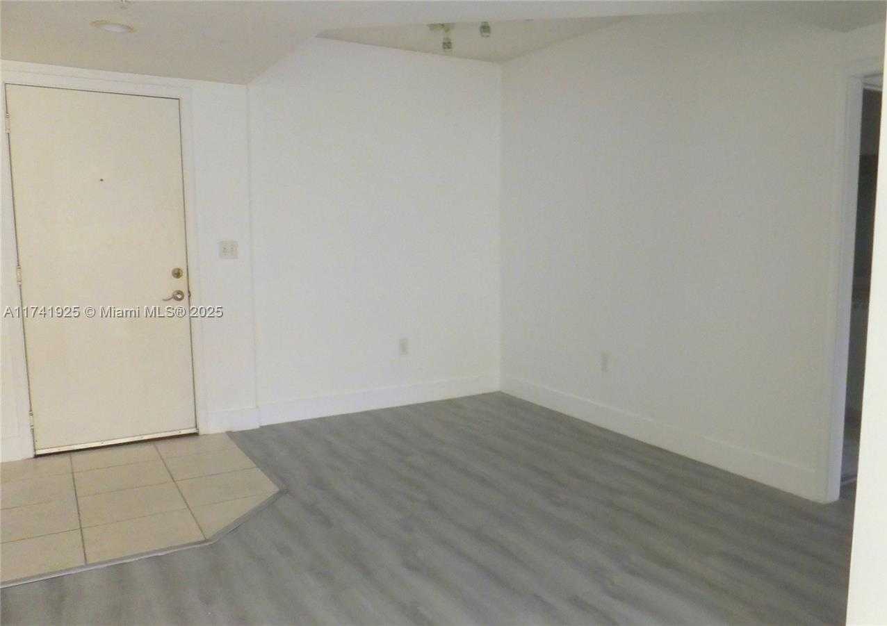 Small Image of 2775 NORTH EAST 187TH ST #329, Aventura Number 3