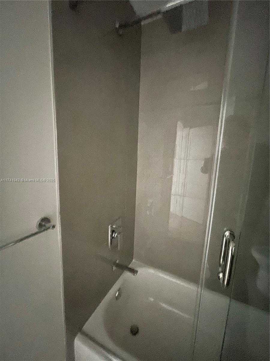Small Image of 1938 JACKSON ST #403, Hollywood Number 8