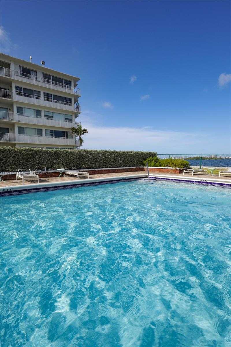 Small Image of 1700 NORTH EAST 105TH ST #512, Miami Shores Number 2