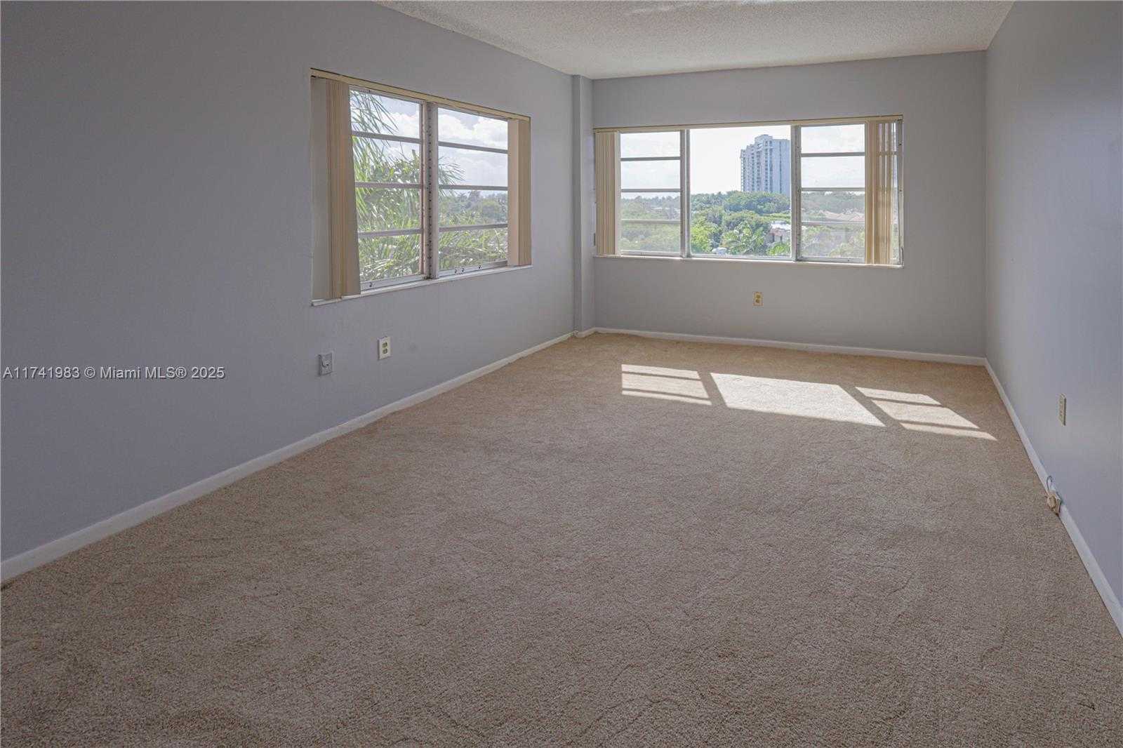 Small Image of 1700 NORTH EAST 105TH ST #512, Miami Shores Number 20