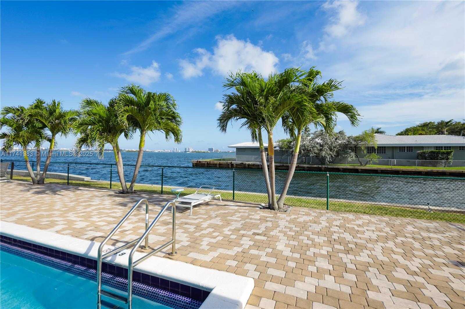Small Image of 1700 NORTH EAST 105TH ST #512, Miami Shores Number 4