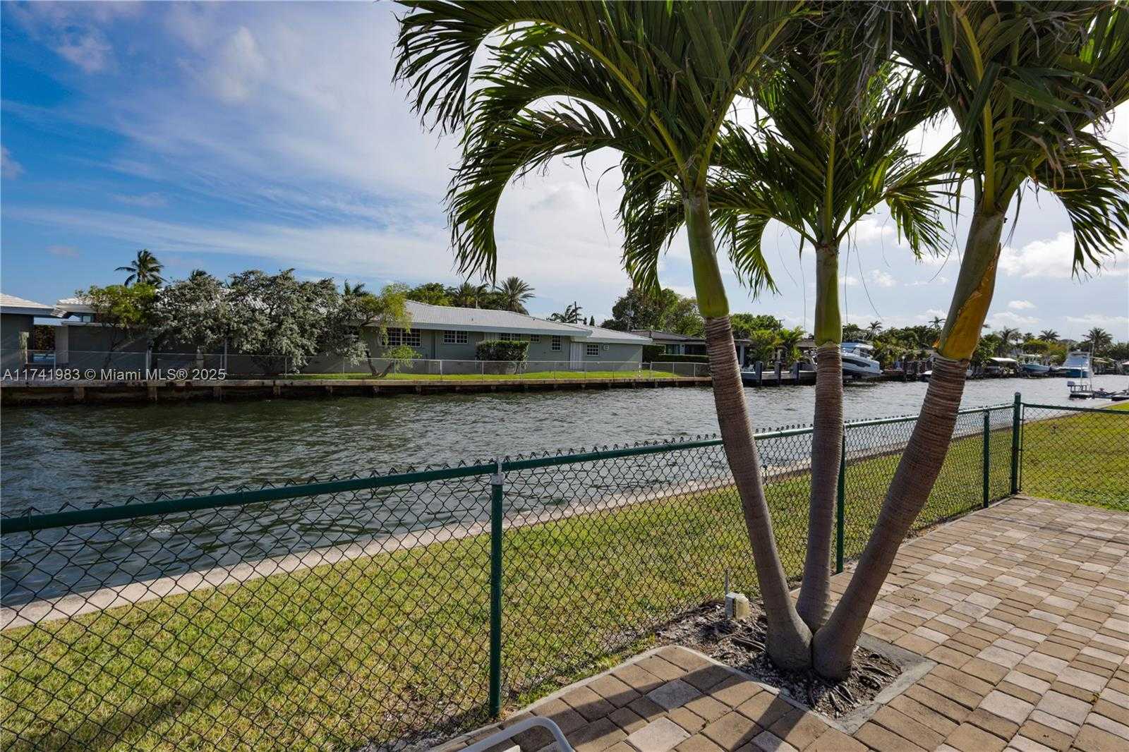 Small Image of 1700 NORTH EAST 105TH ST #512, Miami Shores Number 7