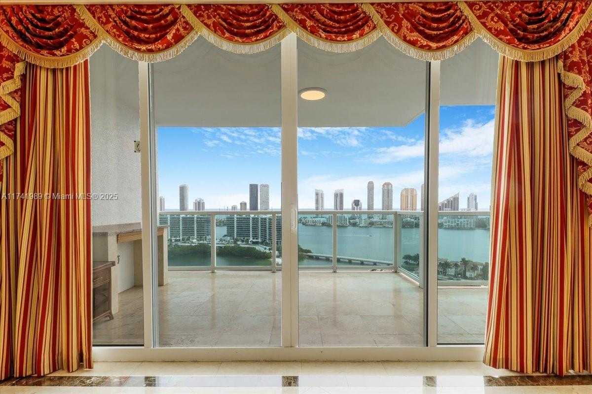 Small Image of 3201 NORTH EAST 183RD ST #2508, Aventura Number 21