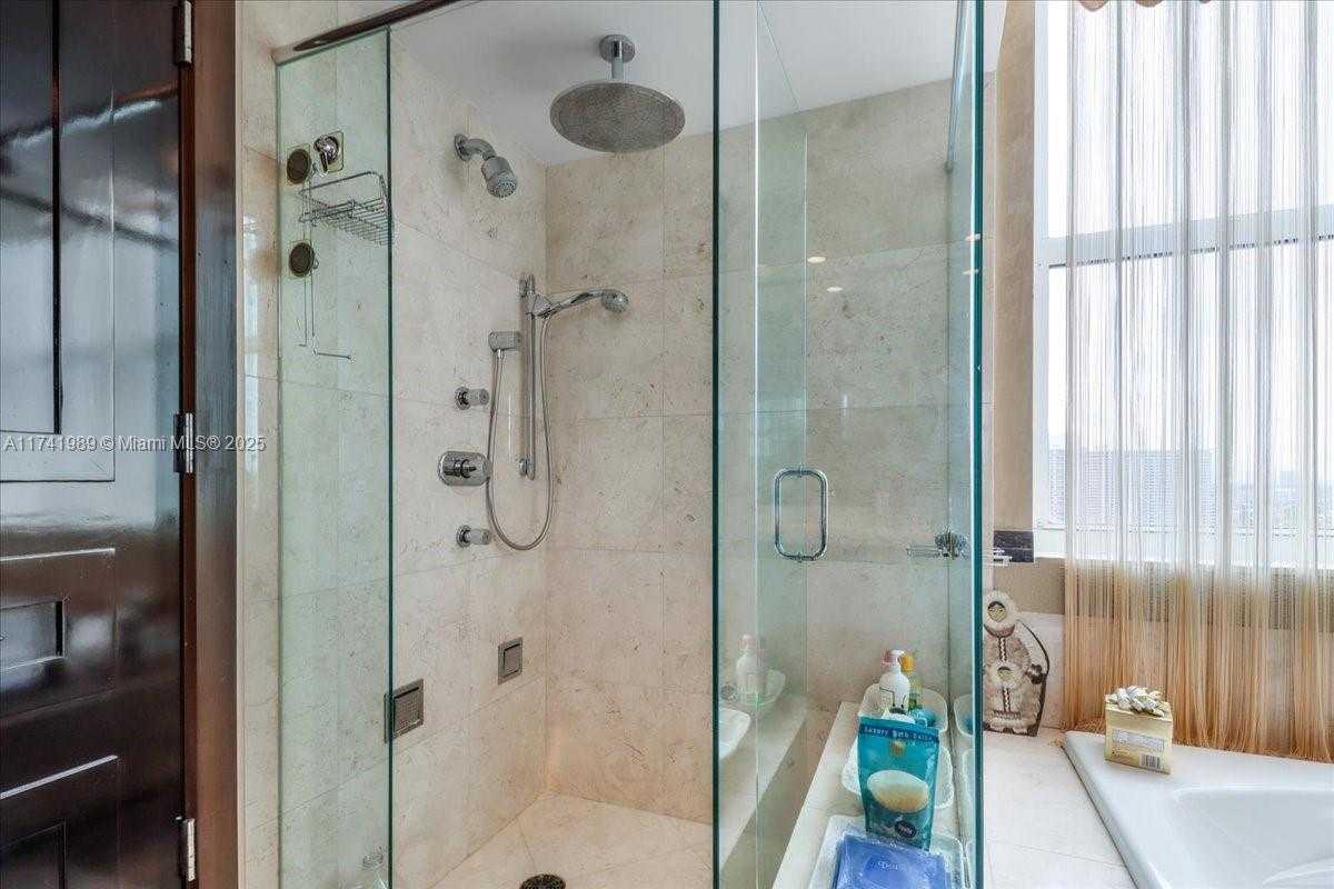 Small Image of 3201 NORTH EAST 183RD ST #2508, Aventura Number 39