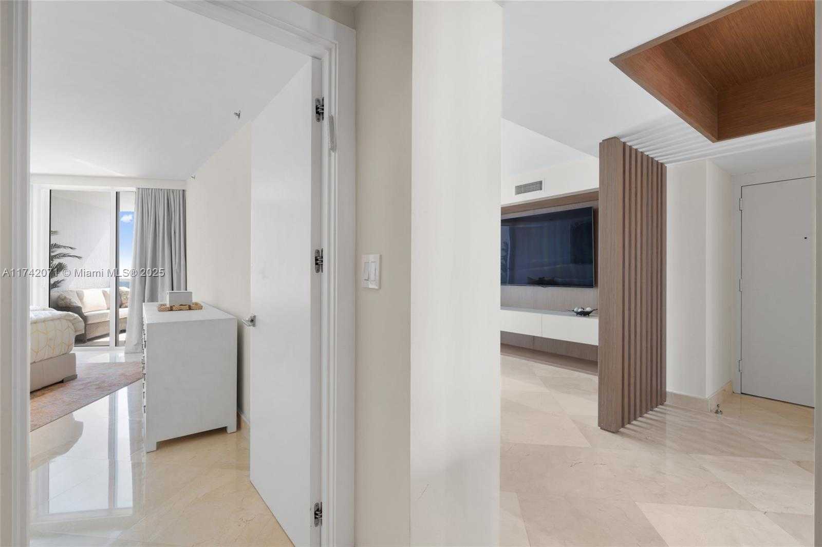 Small Image of 18911 COLLINS AVE #1004, Sunny Isles Beach Number 32